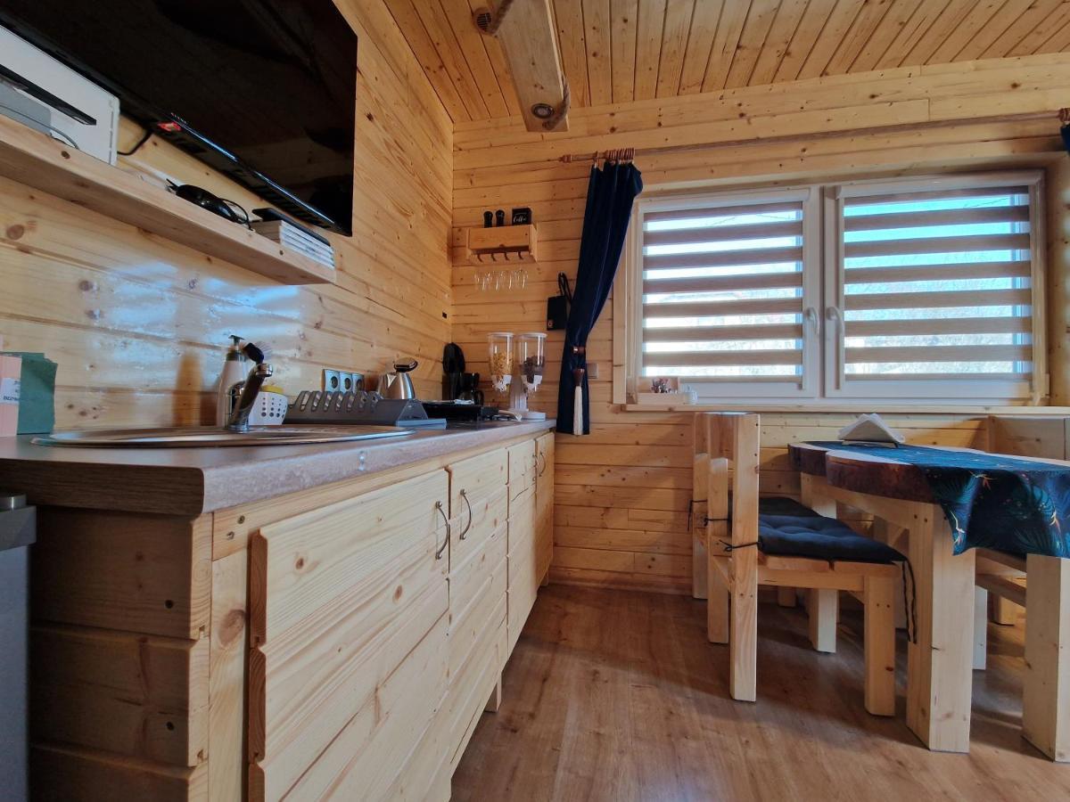 Z Teznia Solankowa, Sauna, Kominkiem Led I Sniadaniem Nad Jeziorem Zywieckim